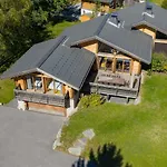 Chalet Vieil Ours Douillet 11pax Familial Vue Chamonix