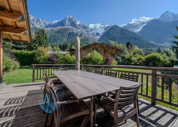 シャレー Vieil Ours Douillet 11pax Familial Vue シャモニー