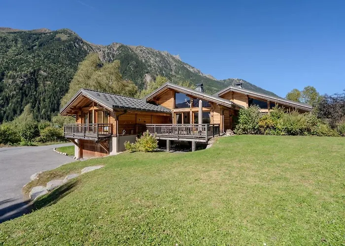 Vieil Ours Douillet 11pax Familial Vue シャレー